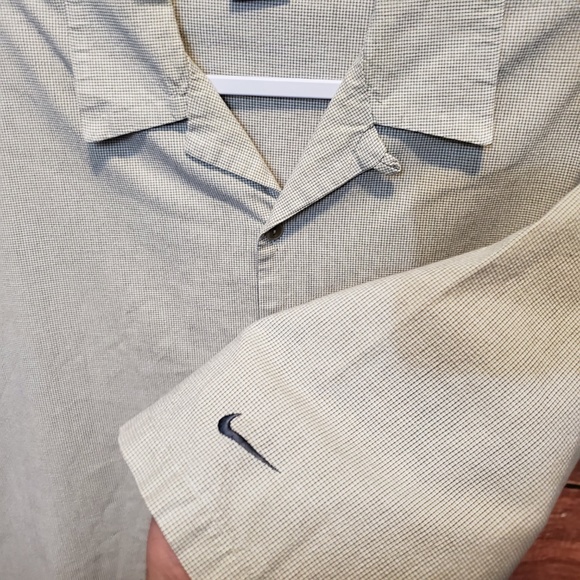 Nike Golf Button Down Shirt Size L - Picture 4 of 5
